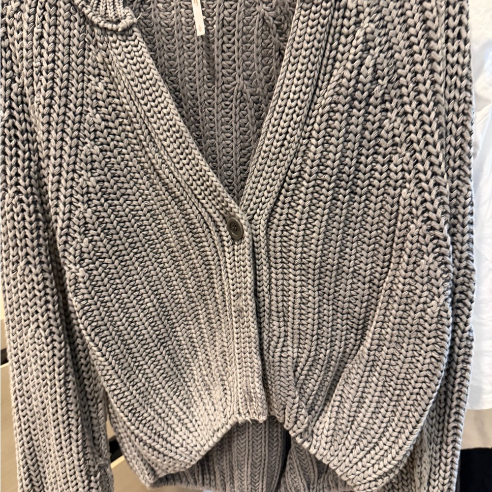 RARE FREE PEOPLE Cozy Gray Chunky Knit Cardigan Sweater
